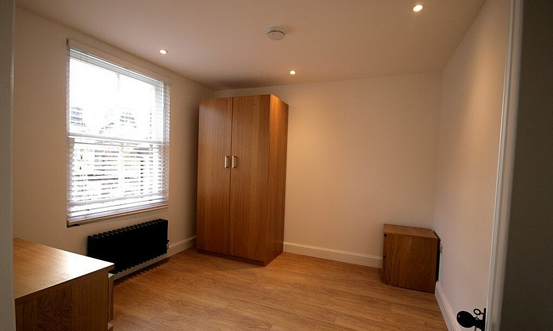Stunning 3 Bed Prope...
