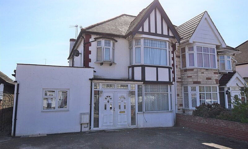 1 Bedroom In Clarend...