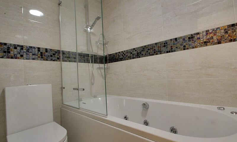 New Modern One Bedro...