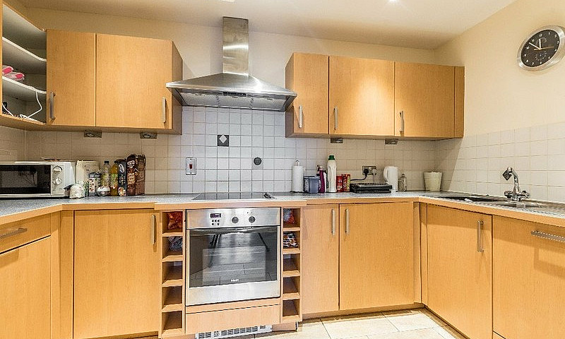 Two Bedroom Flat To ...