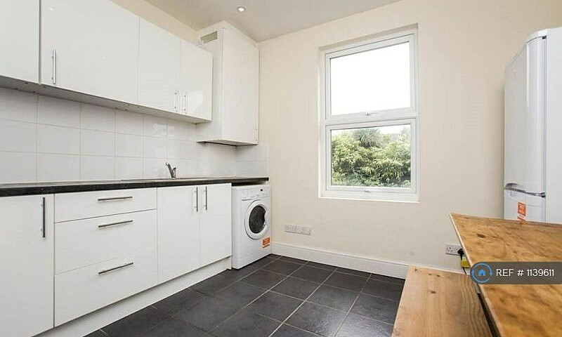 1 Bedroom In Waddon ...