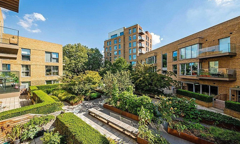 1 Bedroom Flat In Ty...