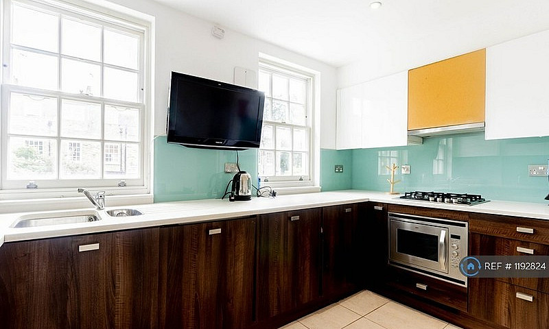 3 Bedroom House In M...