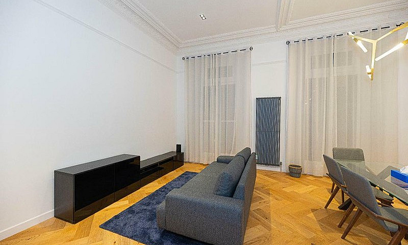 2 Bedroom Flat In 26...