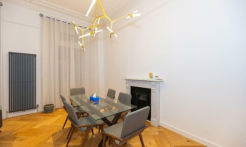 2 Bedroom Flat In 26...
