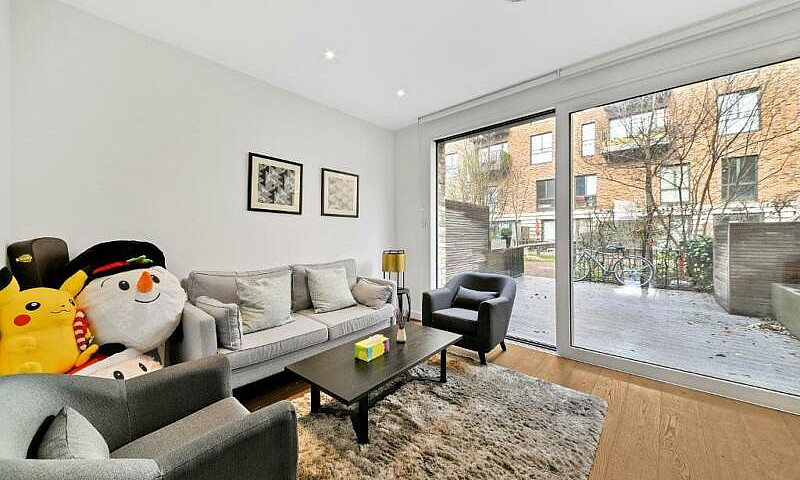 3 Bedroom House In W...
