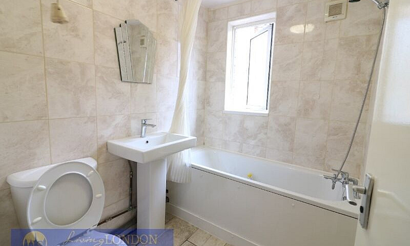Two Bed Flat To Rent...