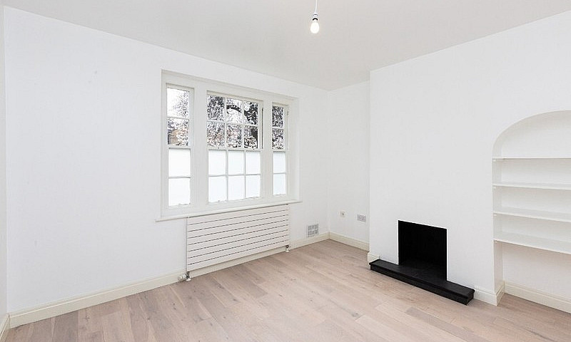 Excusive 4 Bedroom/2...