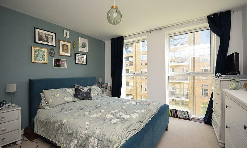 1 Bedroom Flat In Li...