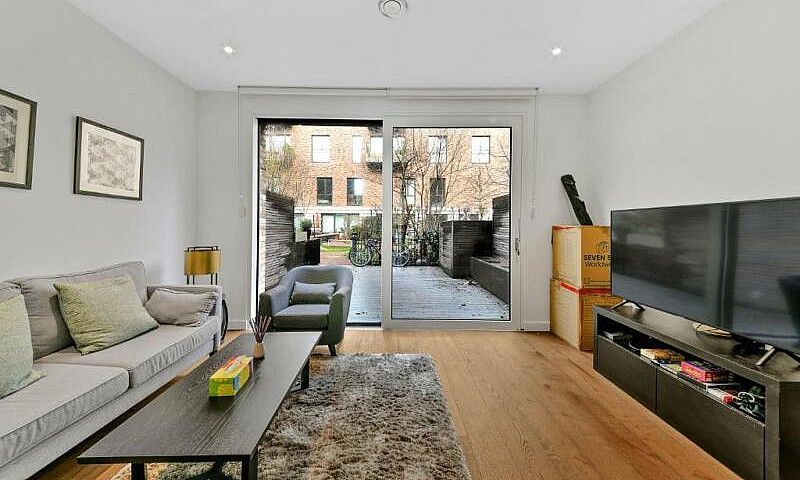 3 Bedroom House In W...