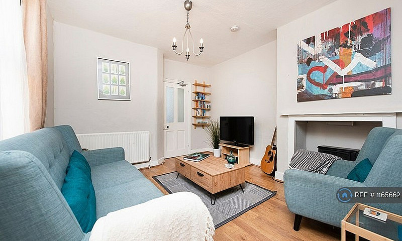 4 Bedroom House In K...