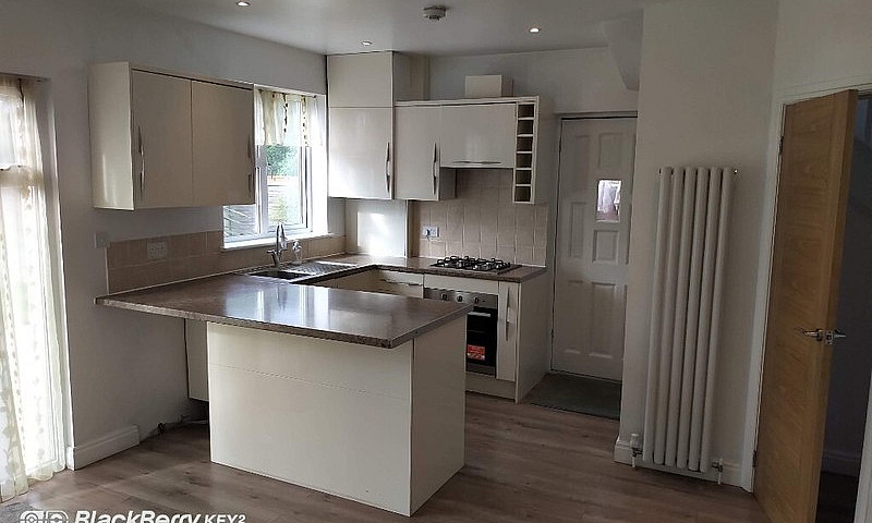 Lovely Four Bedroom ...