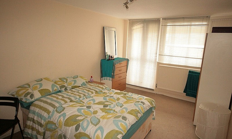 4 Double Bed Flat To...