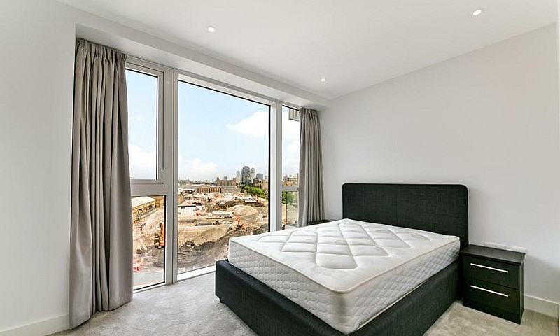 2 Bedroom Flat In Ad...