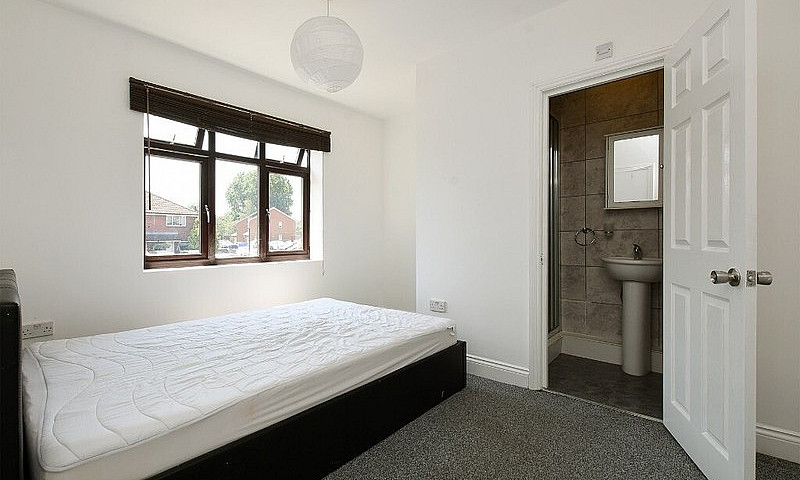 5 Semi Detached Bung...