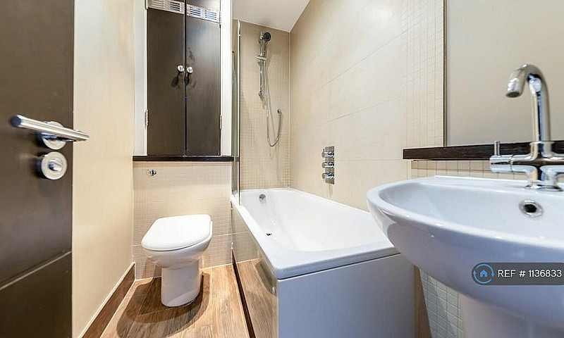 1 Bedroom Flat In No...