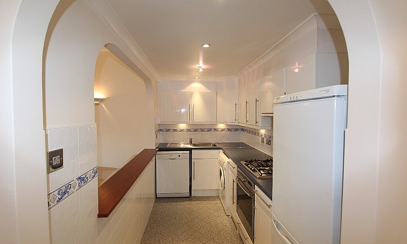 Bpg2 - Spacious Quie...