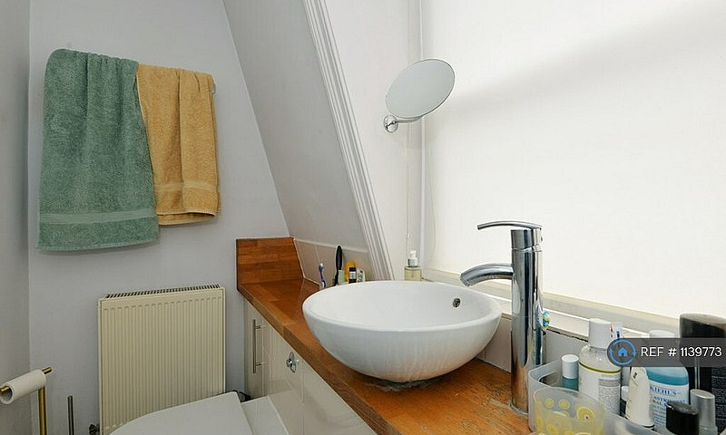 1 Bedroom Flat In Ar...