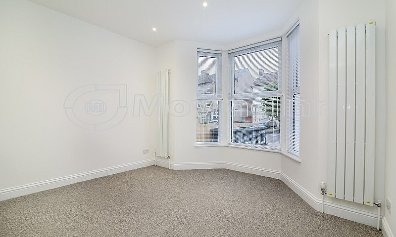 Stunning 2 Bedroom 2...