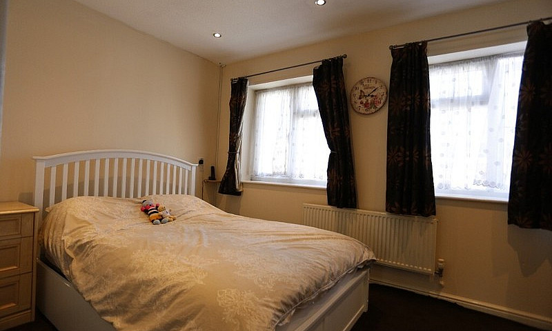 2 Double Bedroom Hou...