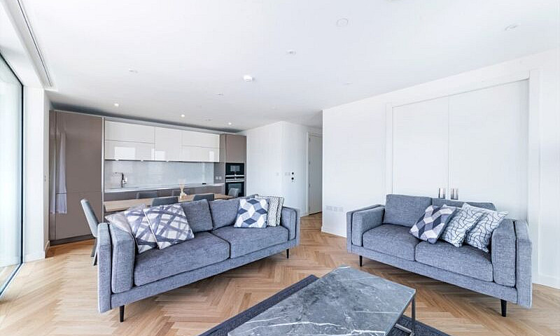 3 Bed 2 Bath, 21St F...