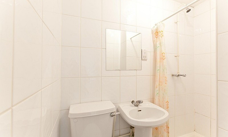 Studio Swiss Cottage...