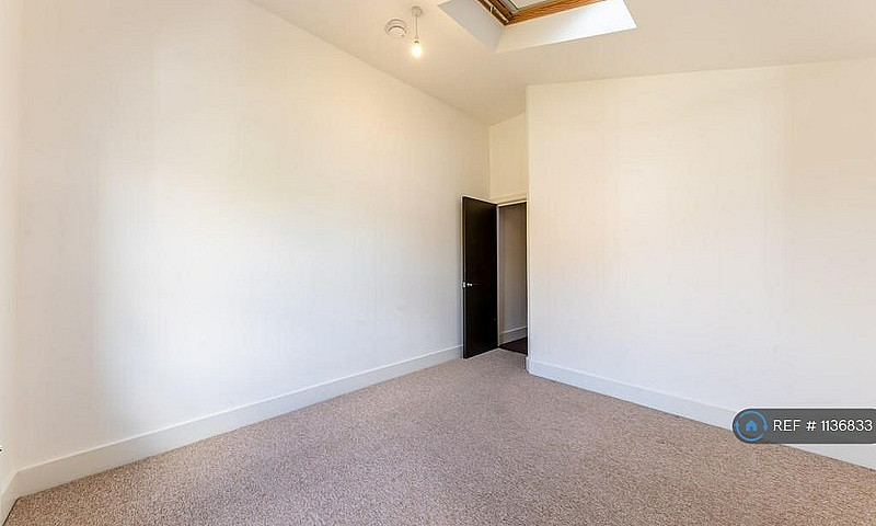 1 Bedroom Flat In No...