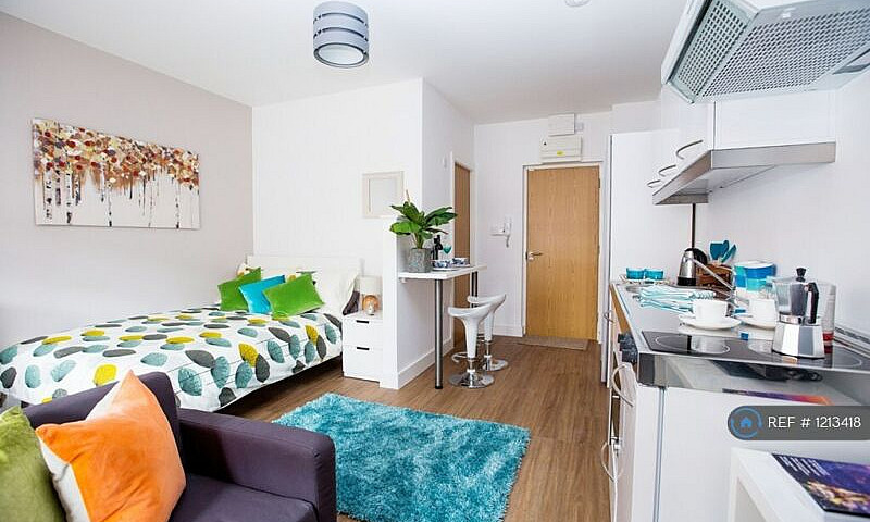 Studio Flat In Majes...