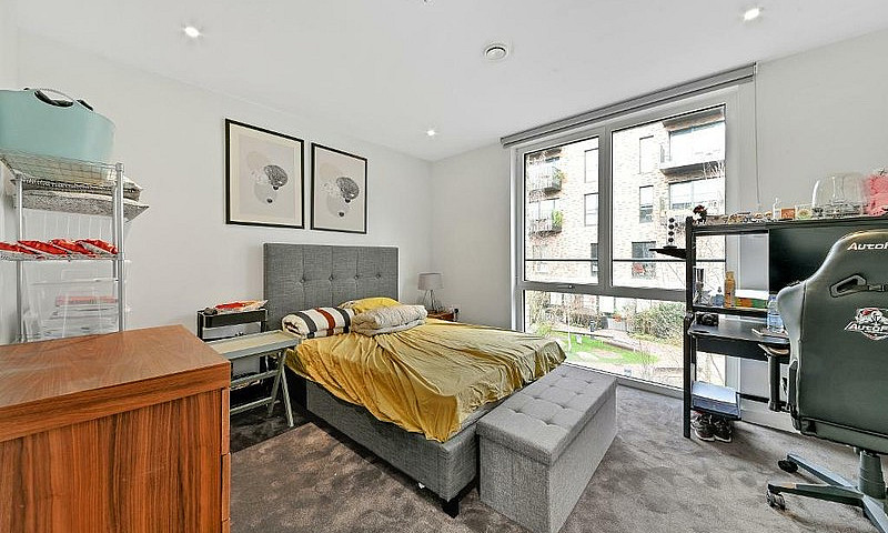 3 Bedroom House In W...