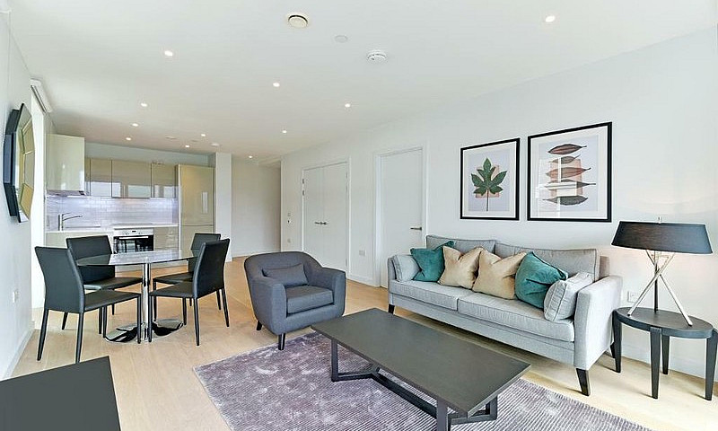 1 Bedroom Flat In Dr...