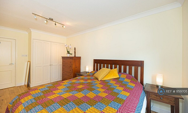 1 Bedroom Flat In Al...