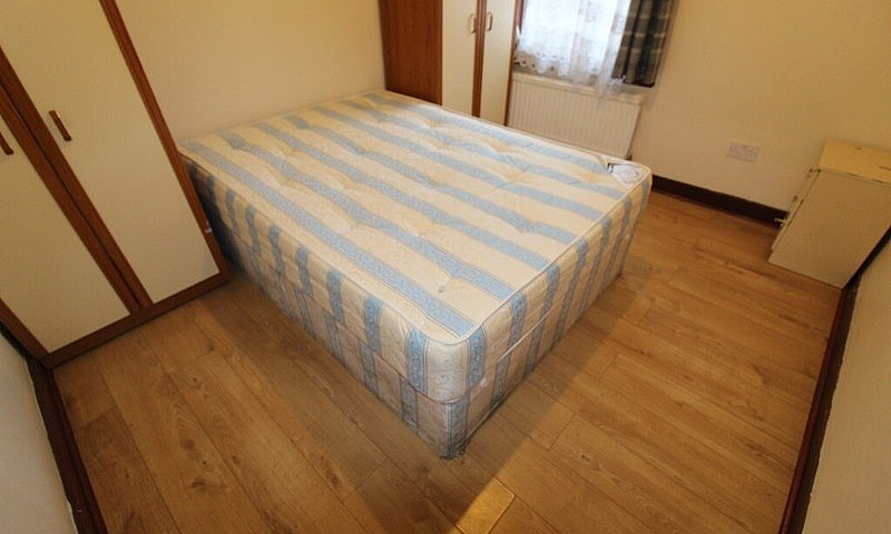 Super Spacious Newly...