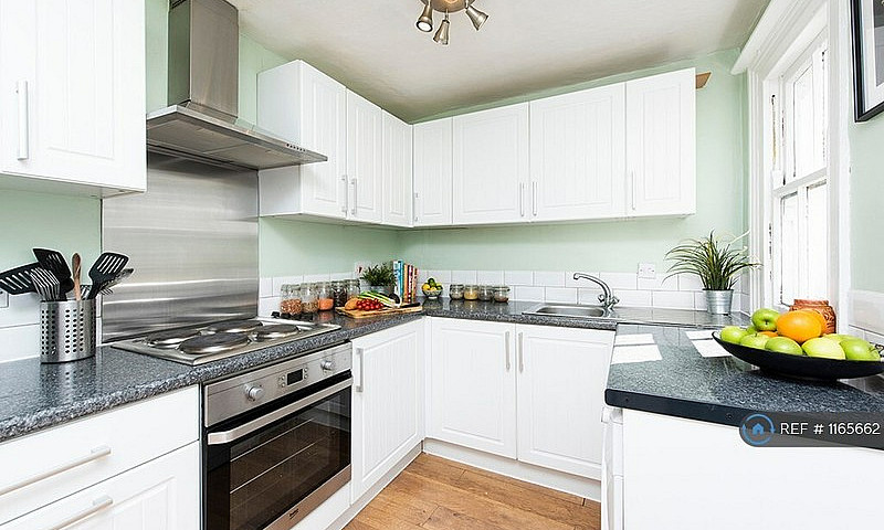 4 Bedroom House In K...