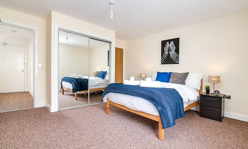 Beautiful Fully Furn...