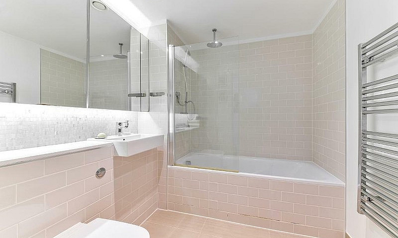 1 Bedroom Flat In Ty...