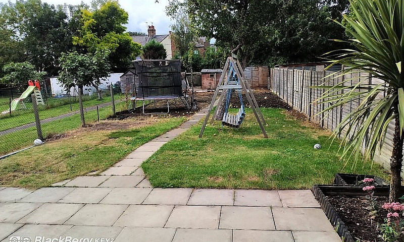 Lovely Four Bedroom ...