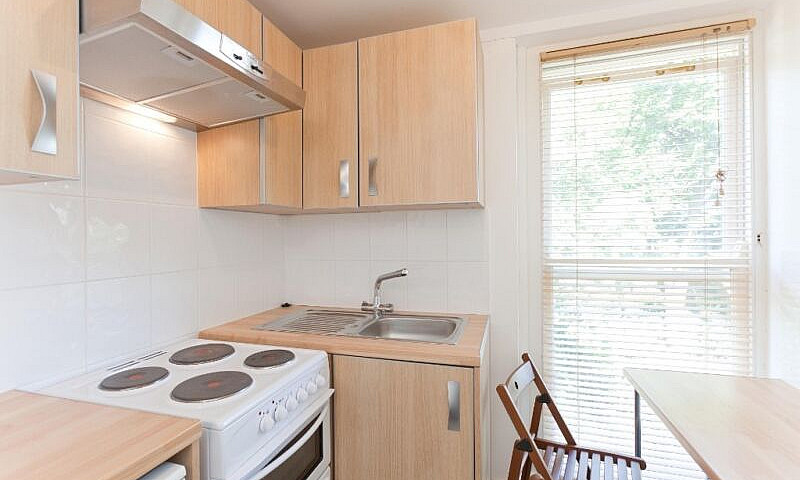 Studio Swiss Cottage...