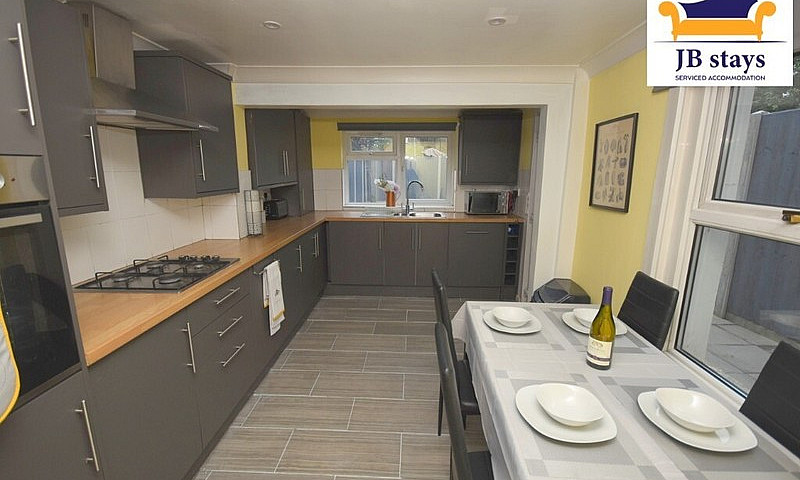 ✪Short Stay✪ 3 Bed G...