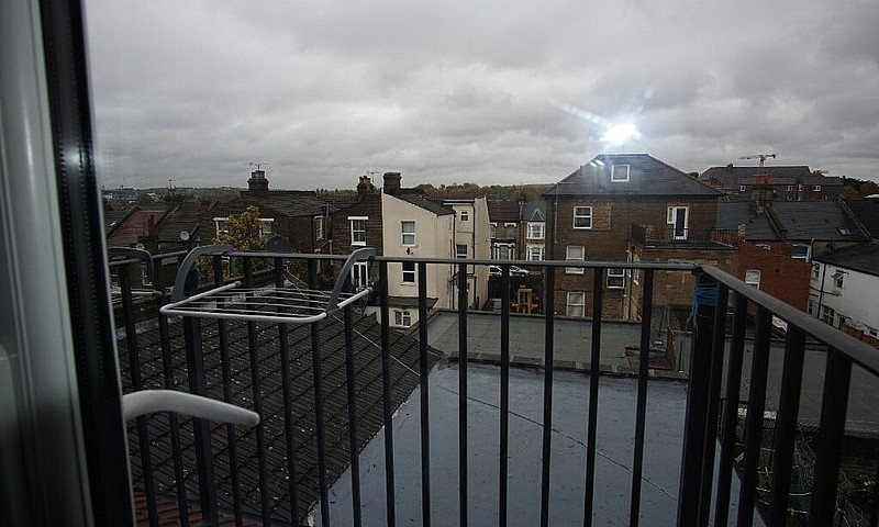 Spacious 2 Bedroom F...