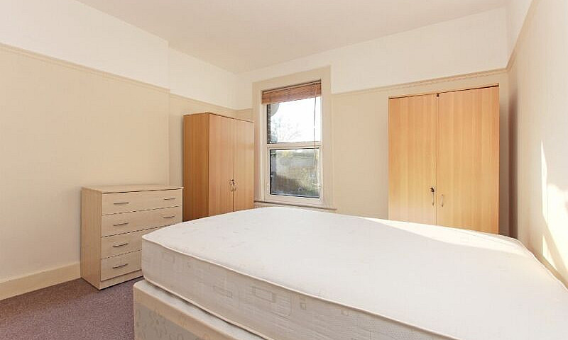 Lovely 1 Bed Flat In...