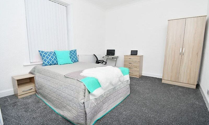 Superb 3 Bed Hmo In ...