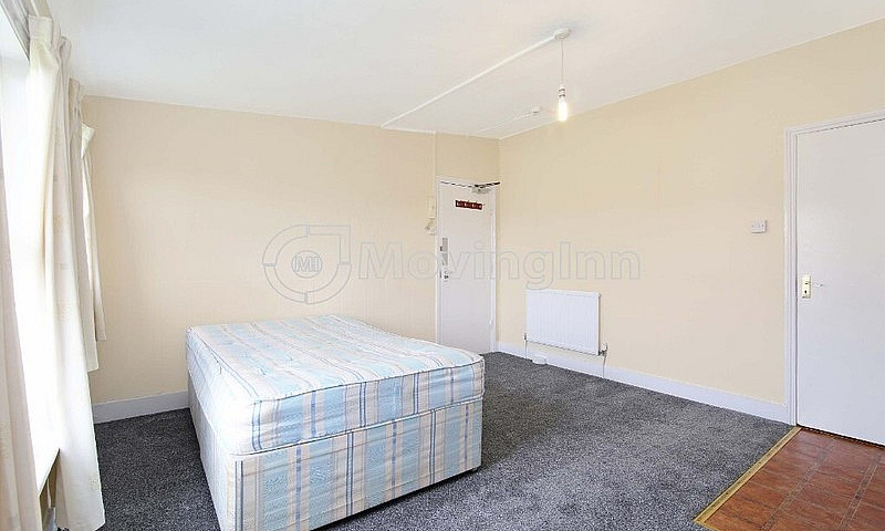Amazing Studio Flat ...
