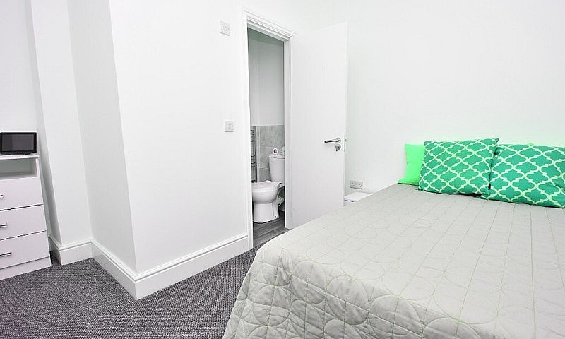 Exclusive 3 Bed Hmo ...