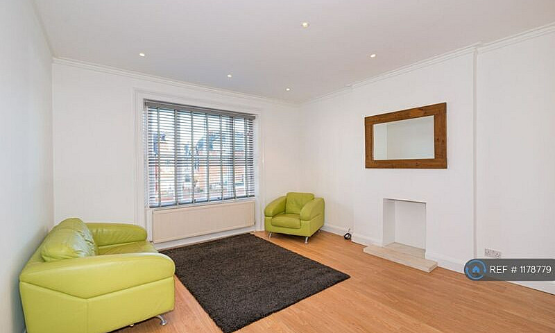 1 Bedroom Flat In Ro...