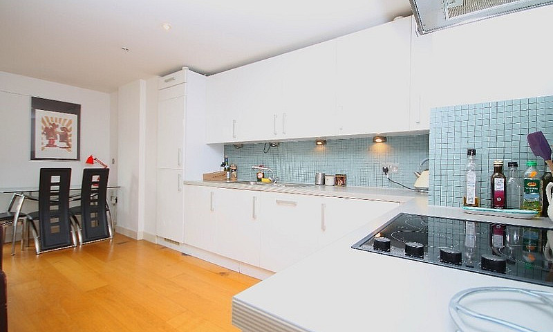 Stunning 3 Bedroom F...