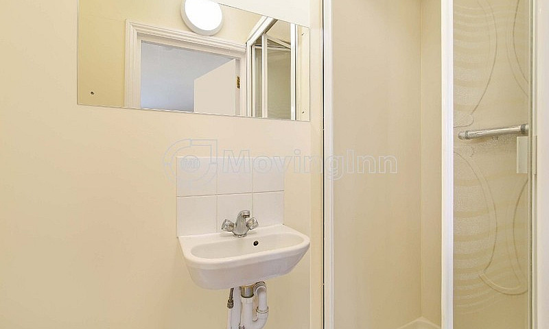 Amazing Studio Flat ...