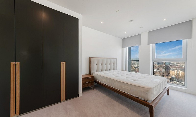 3 Bed 2 Bath, 21St F...