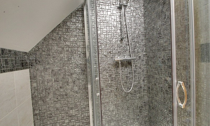 New Modern Two Bedro...