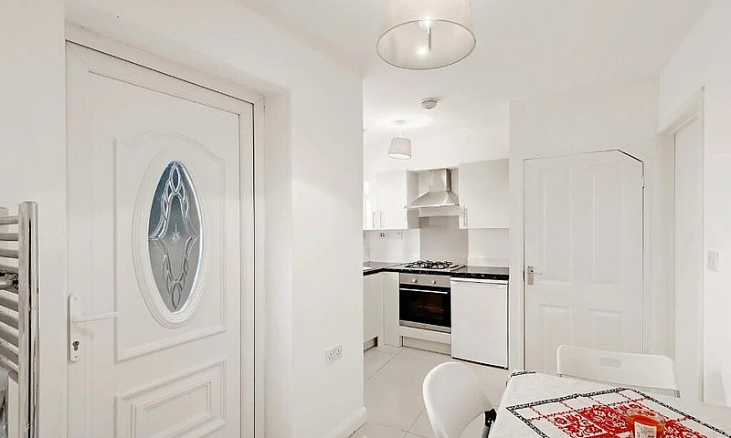 3 Bed House For Rent...