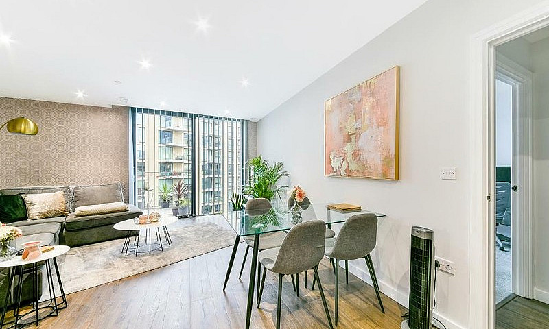 1 Bedroom Flat In Pi...